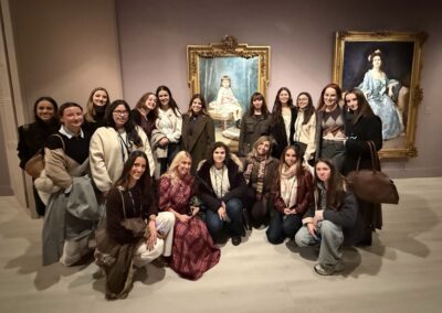 Visita de las Chicas Imparables a Fundación Mapfre